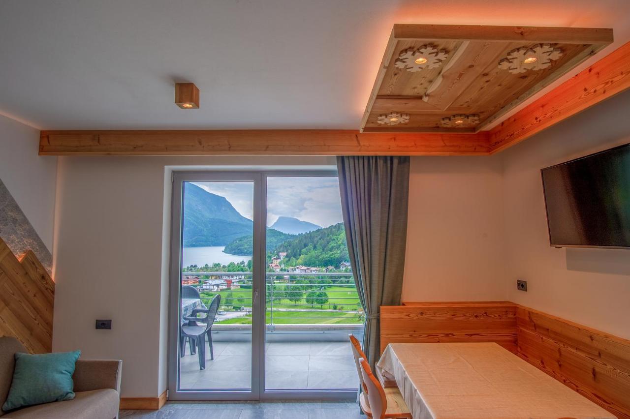 Dolomites Chalet Wolf Molveno Exteriér fotografie